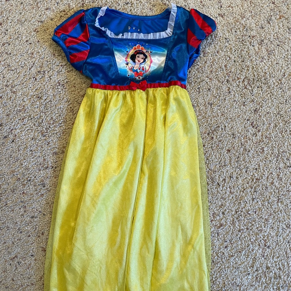 Snow White nightgown 5t